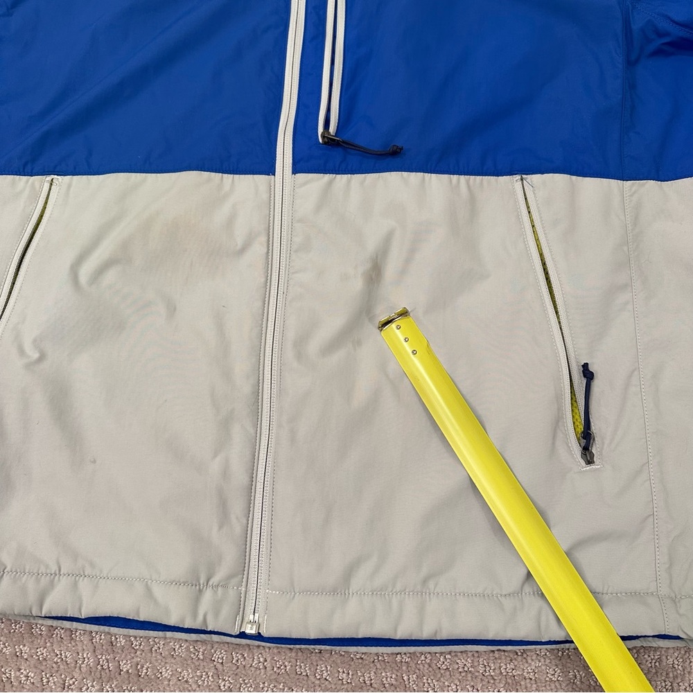 The North Face Men’s Large Hooded Insulated Jacket, Blue Gray Yellow Colorblock - Picture 11 of 12